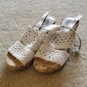 Girls wedge sandals